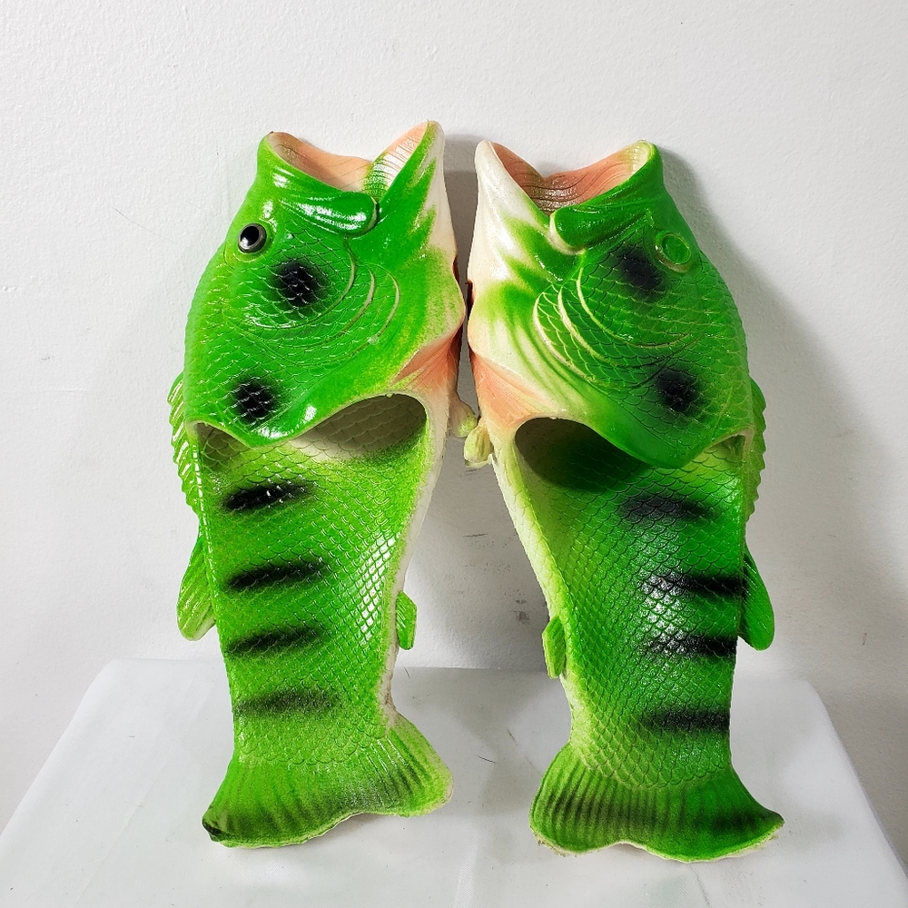 🐠🐠Coddies Fish Flip Flops Fish Slippers Shoes Green Bass 42/43